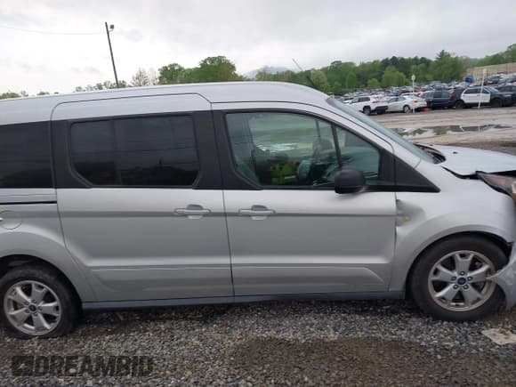 ✅ 2014 Ford Transit Connect XLT • VIN: NM0GE9F77E1159394 • Lot: 42103501. Listed on IAAI with 67,072 mi. Free auction sales archive from the USA and detailed vehicle history report at DreamBid. Image 13.