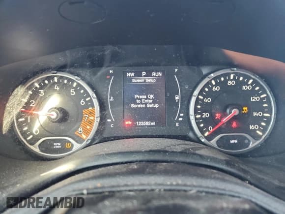 ✅ 2019 Jeep Renegade Sport • VIN: ZACNJAAB5KPK13058 • Lot: 91298995. Wystawiony na Copart z przebiegiem 123 582 mil. Bezpłatny archiwum sprzedaży aukcyjnych z USA i szczegółowy raport historii pojazdu na DreamBid. Zdjęcie 9.