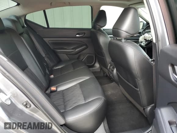 ✅ 2019 Nissan Altima Platinum • VIN: 1N4BL4FV1KC184141 • Лот: 84541805. Опубликован ранее на Copart с пробегом 88 486 миль. Бесплатный доступ к архиву аукционных продаж из США и подробный отчёт об истории автомобиля на DreamBid. Изображение 10.