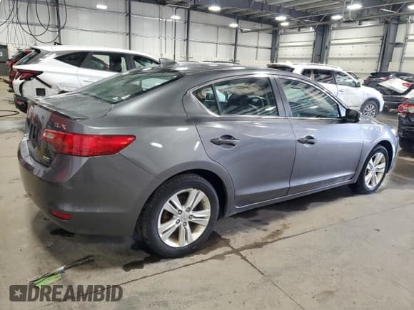 ✅ 2013 Acura ILX Hybrid • VIN: 19VDE3F32DE301705 • Lot: 45346145. Listed on Copart with 133,642 mi. Free auction sales archive from the USA and detailed vehicle history report at DreamBid. Image 3.
