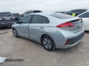 ✅ 2022 Hyundai Ioniq Blue • VIN: KMHC65LCXNU266510 • Lot: 41435358. Wystawiony na IAAI z przebiegiem 82 463 mil. Bezpłatny archiwum sprzedaży aukcyjnych z USA i szczegółowy raport historii pojazdu na DreamBid. Zdjęcie 3.