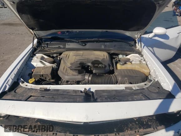 ✅ 2016 Dodge Challenger SXT • VIN: 2C3CDZAG7GH195770 • Lot: 82535265. Listed on Copart with 141,338 mi. Free auction sales archive from the USA and detailed vehicle history report at DreamBid. Image 11.