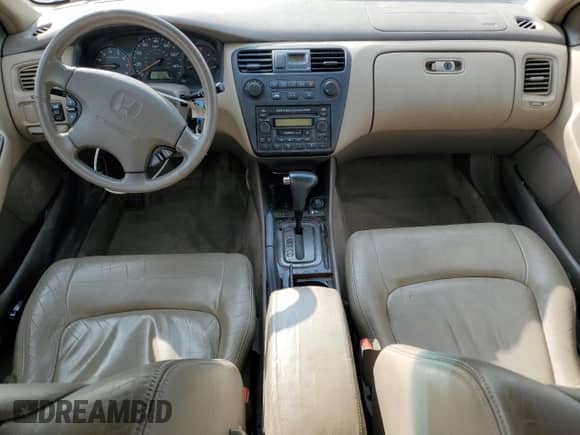 2001 Honda Accord EX с VIN 1HGCG56631A029281, выставлен на аукционе Copart как лот 71272945 с пробегом 101 596 миль миль и Списание • Salvage title. История ставок и продаж доступна на DreamBid. Изображение 8.