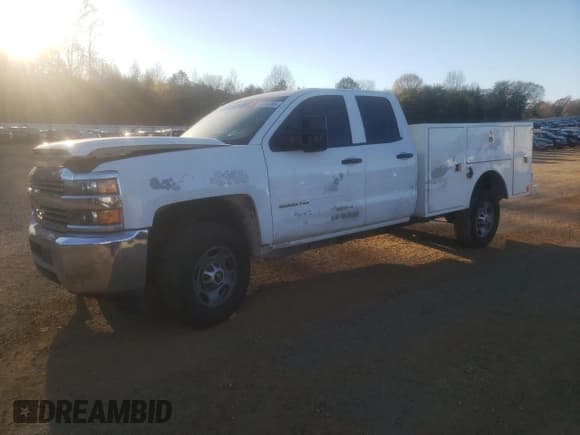 ✅ 2017 Chevrolet Silverado 2500HD • VIN: 1GB2KUEG9HZ385196 • Лот: 84614785. Опубликован ранее на Copart с пробегом 179 781 миль. Бесплатный доступ к архиву аукционных продаж из США и подробный отчёт об истории автомобиля на DreamBid. Изображение 1.