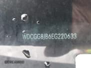 ✅ 2014 Mercedes-Benz GLK 350 • VIN: WDCGG8JB6EG220633 • Lot: 42992032. Listed on IAAI with 147,496 mi. Free auction sales archive from the USA and detailed vehicle history report at DreamBid. Image 9.