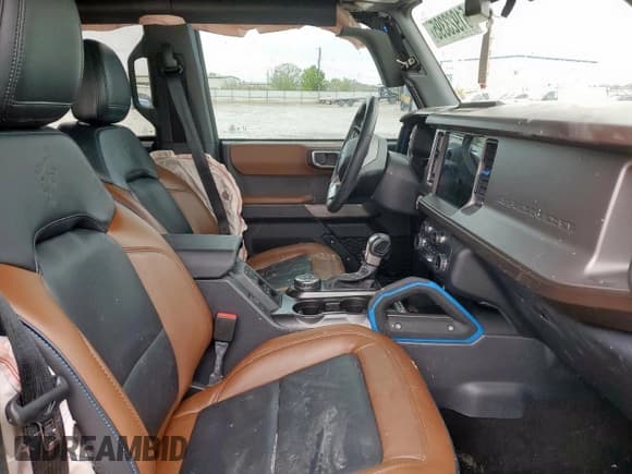 ✅ 2022 Ford Bronco • VIN: 1FMDE5DH1NLB77321 • Лот: 51923395. Опубликован ранее на Copart с пробегом 27 016 миль. Бесплатный доступ к архиву аукционных продаж из США и подробный отчёт об истории автомобиля на DreamBid. Изображение 7.