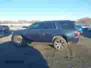 2018 Chevrolet Tahoe LT z VIN 1GNSKBKC7JR377564, wystawiony jako IAAI lot #43575752 z przebiegiem 153 789 mil mil oraz . Historia ofert i sprzedaży dostępna na DreamBid. Obrazek 14.