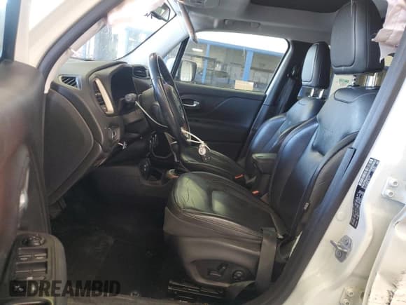 ✅ 2017 Jeep Renegade Limited • VIN: ZACCJBDB2HPG15382 • Лот: 55858425. Опубликован ранее на Copart с пробегом 81 755 миль. Бесплатный доступ к архиву аукционных продаж из США и подробный отчёт об истории автомобиля на DreamBid. Изображение 7.