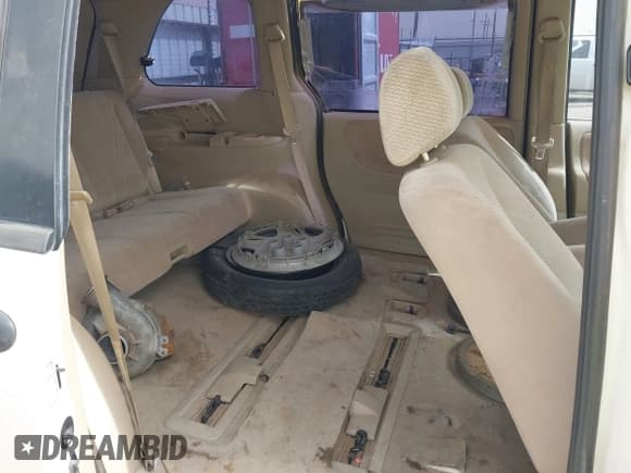 ✅ 2000 Mazda MPV DX • VIN: JM3LW28G2Y0127117 • Лот: 41896562. Опубликован ранее на IAAI с пробегом 170 574 миль. Бесплатный доступ к архиву аукционных продаж из США и подробный отчёт об истории автомобиля на DreamBid. Изображение 8.