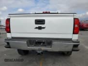 ✅ 2015 Chevrolet Silverado 2500HD Work Truck • VIN: 1GC2CUEG6FZ109404 • Лот: 82075945. Опубликован ранее на Copart с пробегом 159 816 миль. Бесплатный доступ к архиву аукционных продаж из США и подробный отчёт об истории автомобиля на DreamBid. Изображение 6.