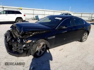 ✅ 2017 Jaguar XE 25t • VIN: SAJAR4BG5HA951765 • Лот: 46516203. Опубликован ранее на Copart с пробегом 203 260 миль. Бесплатный доступ к архиву аукционных продаж из США и подробный отчёт об истории автомобиля на DreamBid. Изображение 1.