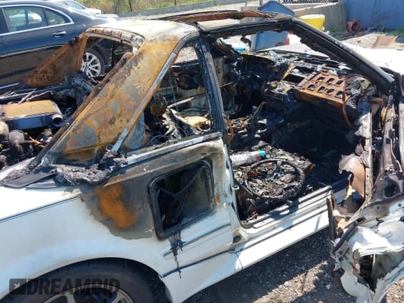 ✅ 1988 Toyota MR2 Supercharged • VIN: JT2AW16JXJ0144335 • Lot: 42215446. Listed on IAAI with 172,651 mi. Free auction sales archive from the USA and detailed vehicle history report at DreamBid. Image 13.