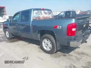 2013 Chevrolet Silverado 1500 LT with VIN 3GCPKSE76DG307779, listed as a IAAI auction lot 43207141 with 172,875 mi miles and . Bid and sale history available at DreamBid. Image 3.