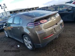 ✅ 2015 Chevrolet Volt • VIN: 1G1RA6E49FU105147 • Lot: 42126304. Wystawiony na Copart z przebiegiem 30 700 mil. Bezpłatny archiwum sprzedaży aukcyjnych z USA i szczegółowy raport historii pojazdu na DreamBid. Zdjęcie 2.