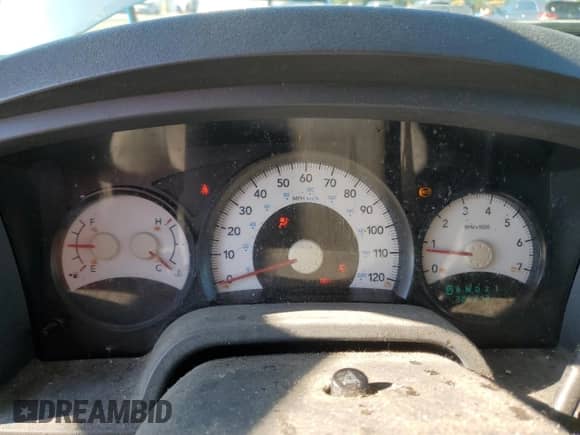 2005 Dodge Dakota ST with VIN 1D7HE28KX5S204098, listed as a Copart auction lot 69924624 with 326,213 mi miles and Salvage title. Bid and sale history available at DreamBid. Image 9.