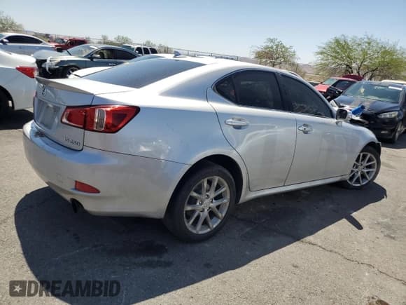 ✅ 2011 Lexus IS 250 • VIN: JTHBF5C22B5152626 • Lot: 60468225. Listed on Copart with Not provided. Free auction sales archive from the USA and detailed vehicle history report at DreamBid. Image 3.