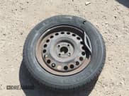 ✅ 2015 Nissan Note S • VIN: 3N1CE2CP8FL366337 • Lot: 42526204. Wystawiony na IAAI z przebiegiem 146 537 mil. Bezpłatny archiwum sprzedaży aukcyjnych z USA i szczegółowy raport historii pojazdu na DreamBid. Zdjęcie 12.