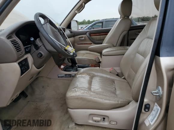 ✅ 1998 Lexus LX 470 • VIN: JT6HT00W7W0016338 • Lot: 84747095. Wystawiony na Copart z przebiegiem 219 205 mil. Bezpłatny archiwum sprzedaży aukcyjnych z USA i szczegółowy raport historii pojazdu na DreamBid. Zdjęcie 7.