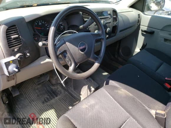 ✅ 2012 GMC Sierra 1500 Work Truck • VIN: 1GTN2TEA3CZ206917 • Лот: 71410914. Опубликован ранее на Copart с пробегом 120 863 миль. Бесплатный доступ к архиву аукционных продаж из США и подробный отчёт об истории автомобиля на DreamBid. Изображение 8.