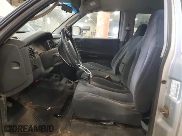 ✅ 2004 Dodge Dakota Sport • VIN: 1D7HG32N14S733389 • Lot: 46716745. Wystawiony na Copart z przebiegiem 169 510 mil. Bezpłatny archiwum sprzedaży aukcyjnych z USA i szczegółowy raport historii pojazdu na DreamBid. Zdjęcie 7.