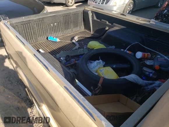 ✅ 1994 Chevrolet S-10 • VIN: 1GCCS14Z2RK116792 • Лот: 60644212. Опубликован ранее на Copart с пробегом 185 402 миль. Бесплатный доступ к архиву аукционных продаж из США и подробный отчёт об истории автомобиля на DreamBid. Изображение 6.