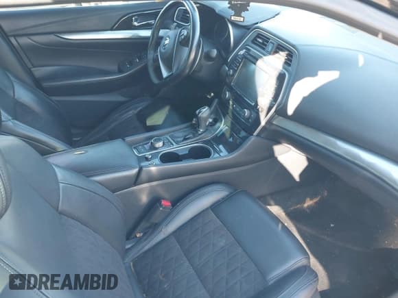 ✅ 2017 Nissan Maxima SV • VIN: 1N4AA6APXHC444213 • Lot: 43922624. Listed on IAAI with 158,958 mi. Free auction sales archive from the USA and detailed vehicle history report at DreamBid. Image 5.