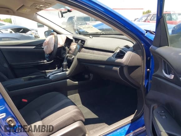 ✅ 2018 Honda Civic LX • VIN: 19XFC2F54JE003640 • Лот: 42564336. Опубликован ранее на IAAI с пробегом 115 805 миль. Бесплатный доступ к архиву аукционных продаж из США и подробный отчёт об истории автомобиля на DreamBid. Изображение 5.