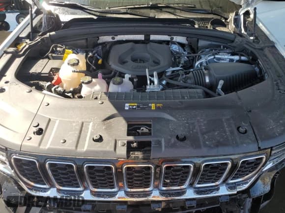 ✅ 2025 Jeep Grand Cherokee • VIN: 1C4RJYB69S8700608 • Лот: 64587425. Опубликован ранее на Copart с пробегом 6 289 миль. Бесплатный доступ к архиву аукционных продаж из США и подробный отчёт об истории автомобиля на DreamBid. Изображение 12.