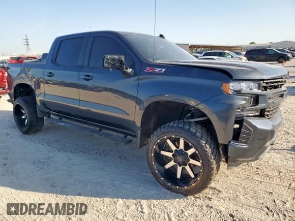 ✅ 2022 Chevrolet Silverado 1500 RST • VIN: 1GCUYEET0NZ201507 • Лот: 85364535. Опубликован ранее на Copart с пробегом 60 009 миль. Бесплатный доступ к архиву аукционных продаж из США и подробный отчёт об истории автомобиля на DreamBid. Изображение 4.