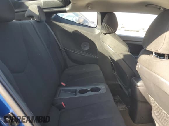 ✅ 2016 Hyundai Veloster • VIN: KMHTC6AD6GU299579 • Лот: 74624224. Опубликован ранее на Copart с пробегом 72 035 миль. Бесплатный доступ к архиву аукционных продаж из США и подробный отчёт об истории автомобиля на DreamBid. Изображение 10.