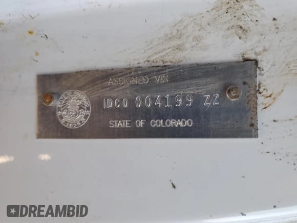 ✅ 2003 Chevrolet Silverado 1500 • VIN: IDCO004199ZZ • Лот: 85870734. Опубликован ранее на Copart с пробегом 289 533 миль. Бесплатный доступ к архиву аукционных продаж из США и подробный отчёт об истории автомобиля на DreamBid. Изображение 12.