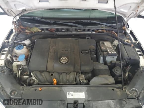 ✅ 2012 Volkswagen Jetta SE • VIN: 3VWDX7AJ7CM351421 • Lot: 69192875. Wystawiony na Copart z przebiegiem 180 855 mil. Bezpłatny archiwum sprzedaży aukcyjnych z USA i szczegółowy raport historii pojazdu na DreamBid. Zdjęcie 11.