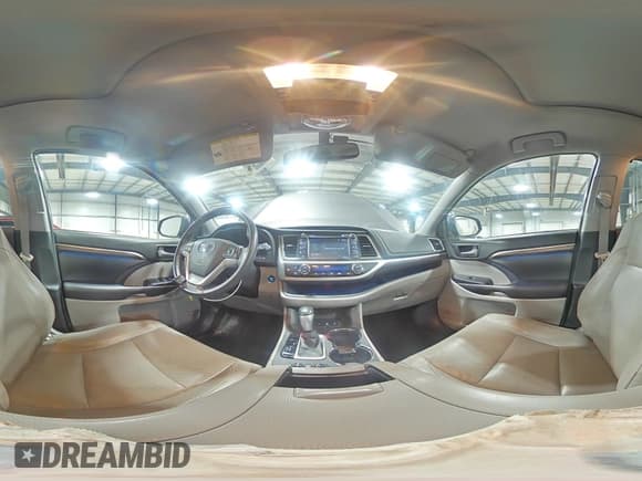 ✅ 2016 Toyota Highlander Limited • VIN: 5TDDKRFH5GS317244 • Лот: 90670335. Опубликован ранее на Copart с пробегом 156 743 миль. Бесплатный доступ к архиву аукционных продаж из США и подробный отчёт об истории автомобиля на DreamBid. Изображение 16.