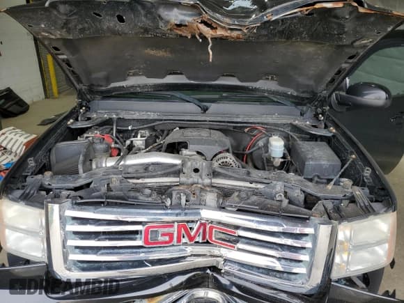 ✅ 2010 GMC Sierra 1500 • VIN: 1GTSKVE29AZ228117 • Lot: 51409425. Wystawiony na Copart z przebiegiem 258 801 mil. Bezpłatny archiwum sprzedaży aukcyjnych z USA i szczegółowy raport historii pojazdu na DreamBid. Zdjęcie 11.