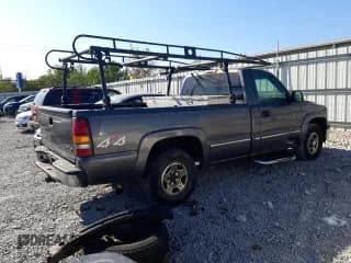 ✅ 2002 Chevrolet Silverado 1500 • VIN: 1GCEK14TX2Z224000 • Лот: 74755844. Опубликован ранее на Copart с пробегом 177 402 миль. Бесплатный доступ к архиву аукционных продаж из США и подробный отчёт об истории автомобиля на DreamBid. Изображение 3.