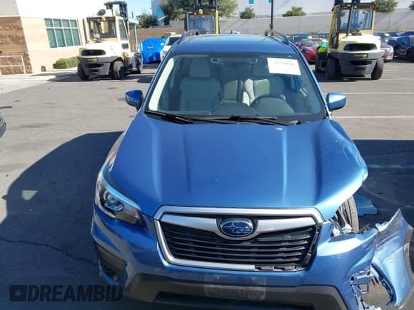 ✅ 2019 Subaru Forester Premium • VIN: JF2SKAGC5KH555346 • Lot: 43799040. Listed on IAAI with 16,520 mi. Free auction sales archive from the USA and detailed vehicle history report at DreamBid. Image 13.