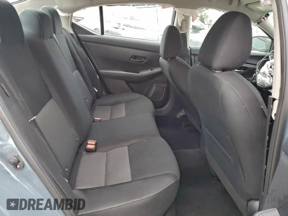 ✅ 2024 Nissan Sentra SV • VIN: 3N1AB8CV3RY370661 • Lot: 96113695. Wystawiony na Copart z przebiegiem 39 082 mil. Bezpłatny archiwum sprzedaży aukcyjnych z USA i szczegółowy raport historii pojazdu na DreamBid. Zdjęcie 10.