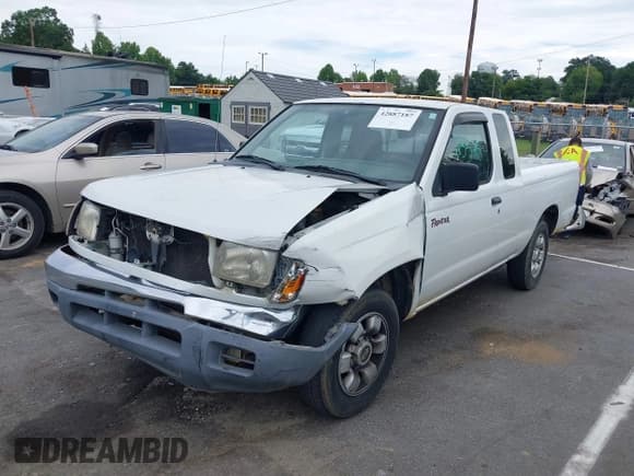 ✅ 2000 Nissan Frontier XE • VIN: 1N6DD26S0YC420763 • Lot: 42887187. Listed on IAAI with 171,076 mi. Free auction sales archive from the USA and detailed vehicle history report at DreamBid. Image 2.