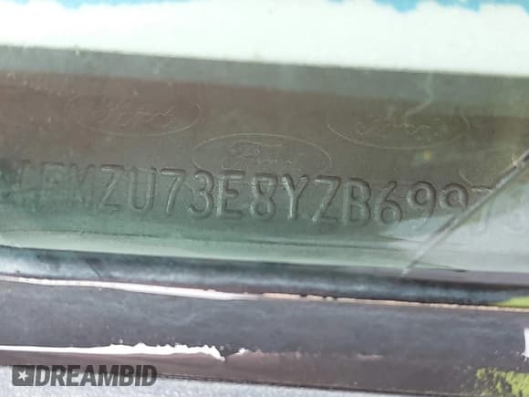 ✅ 2000 Ford Explorer XLT • VIN: 1FMZU73E8YZB69973 • Lot: 38763334. Listed on IAAI with 188,163 mi. Free auction sales archive from the USA and detailed vehicle history report at DreamBid. Image 9.