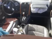 ✅ 2006 Saturn VUE • VIN: 5GZCZ534X6S830348 • Лот: 80379424. Опубликован ранее на Copart с пробегом Не указан. Бесплатный доступ к архиву аукционных продаж из США и подробный отчёт об истории автомобиля на DreamBid. Изображение 8.