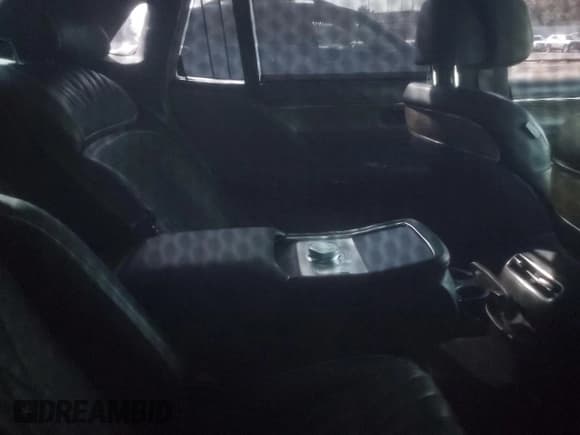 ✅ 2023 Genesis G90 • VIN: KMTFB4SD9PU008162 • Лот: 44034325. Опубликован ранее на Copart с пробегом Не указан. Бесплатный доступ к архиву аукционных продаж из США и подробный отчёт об истории автомобиля на DreamBid. Изображение 10.