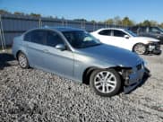 ✅ 2006 BMW 3 Series 325i • VIN: WBAVB17596NK37957 • Lot: 87103725. Wystawiony na Copart z przebiegiem 107 303 mil. Bezpłatny archiwum sprzedaży aukcyjnych z USA i szczegółowy raport historii pojazdu na DreamBid. Zdjęcie 4.