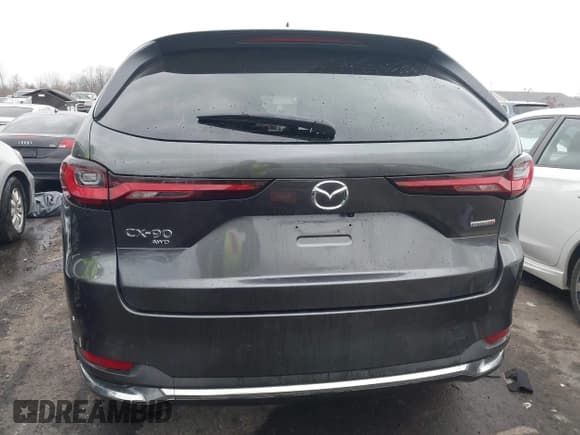 ✅ 2024 Mazda CX-90 S • VIN: JM3KK1HC0R1116434 • Lot: 43761256. Wystawiony na IAAI z przebiegiem 29 617 mil. Bezpłatny archiwum sprzedaży aukcyjnych z USA i szczegółowy raport historii pojazdu na DreamBid. Zdjęcie 17.