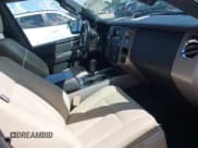 ✅ 2017 Ford Expedition Max XLT • VIN: 1FMJK1HT4HEA52826 • Lot: 43316990. Wystawiony na IAAI z przebiegiem 173 265 mil. Bezpłatny archiwum sprzedaży aukcyjnych z USA i szczegółowy raport historii pojazdu na DreamBid. Zdjęcie 5.