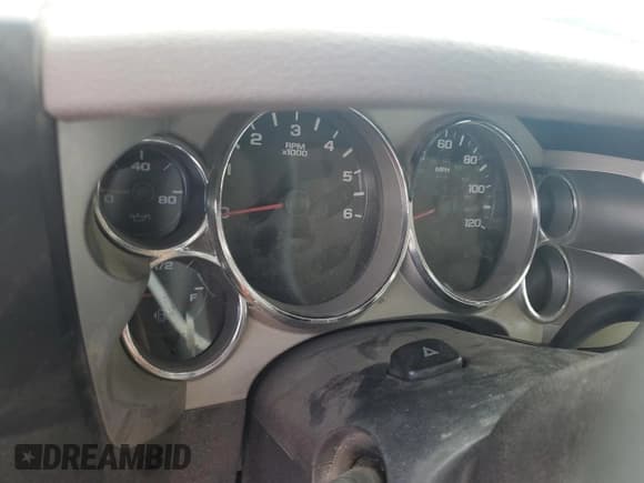 ✅ 2007 Chevrolet Silverado 2500HD • VIN: 1GBHK24K07E509205 • Лот: 58757375. Опубликован ранее на Copart с пробегом Не указан. Бесплатный доступ к архиву аукционных продаж из США и подробный отчёт об истории автомобиля на DreamBid. Изображение 9.