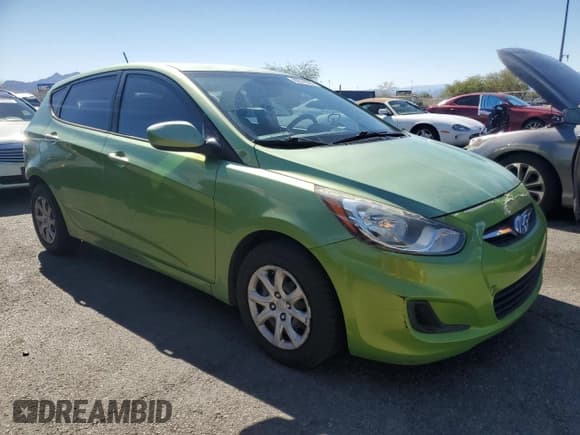 ✅ 2013 Hyundai Accent GS • VIN: KMHCT5AE0DU111332 • Lot: 82518305. Wystawiony na Copart z przebiegiem 139 306 mil. Bezpłatny archiwum sprzedaży aukcyjnych z USA i szczegółowy raport historii pojazdu na DreamBid. Zdjęcie 4.