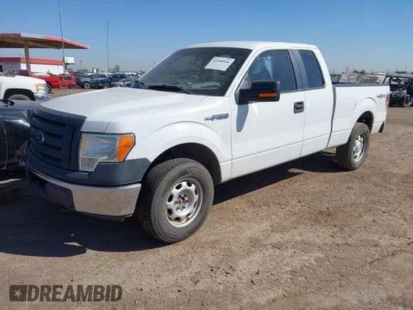 ✅ 2012 Ford F-150 XL • VIN: 1FTFX1EF2CFC06012 • Lot: 42330104. Wystawiony na IAAI z przebiegiem 273 277 mil. Bezpłatny archiwum sprzedaży aukcyjnych z USA i szczegółowy raport historii pojazdu na DreamBid. Zdjęcie 16.