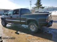 ✅ 2002 GMC Sierra 2500HD SLE • VIN: 1GTHK23U52F138799 • Лот: 46263915. Опубликован ранее на Copart с пробегом 189 691 миль. Бесплатный доступ к архиву аукционных продаж из США и подробный отчёт об истории автомобиля на DreamBid. Изображение 2.