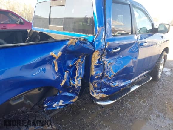 2016 Ram 1500 Big Horn with VIN 1C6RR7GT8GS223320, listed as a IAAI auction lot 40380922 with 89,083 mi miles and . Bid and sale history available at DreamBid. Image 6.