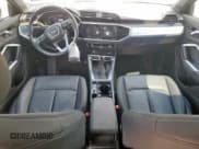 ✅ 2019 Audi Q3 Premium • VIN: WA1AECF31K1086970 • Lot: 70158835. Wystawiony na Copart z przebiegiem 90 139 mil. Bezpłatny archiwum sprzedaży aukcyjnych z USA i szczegółowy raport historii pojazdu na DreamBid. Zdjęcie 8.